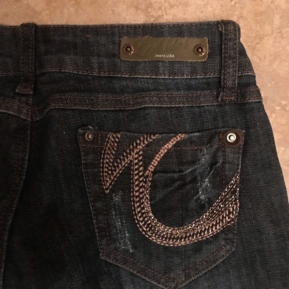 L.A. idol Embellished Ripped Jeans - Picture 10 of 12